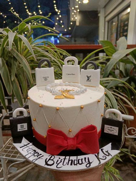 cake dior koregaon pune